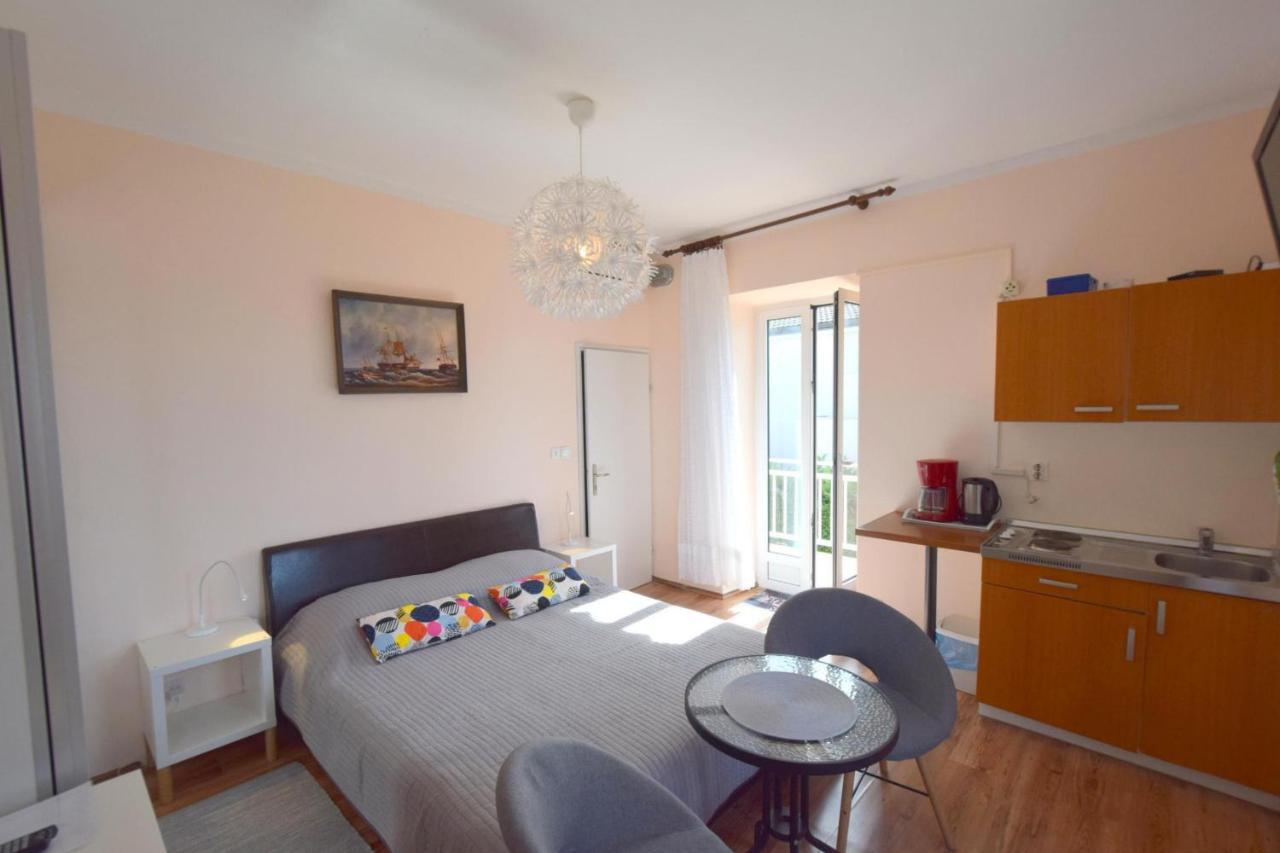 Apartments Margarita Malinska Kültér fotó
